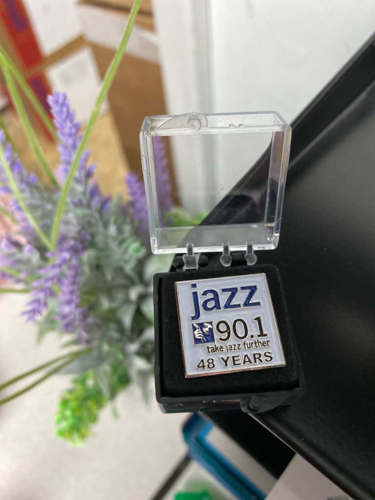 Custom lapel pins
